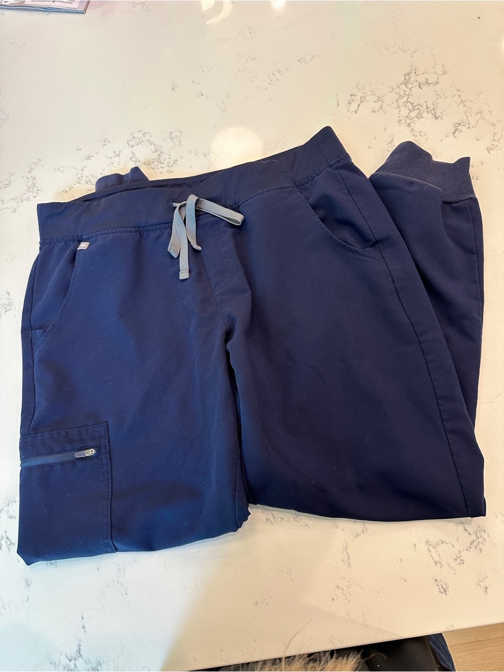 Figs Navy Zamora Jogger Scrub Pants Women’s size Large